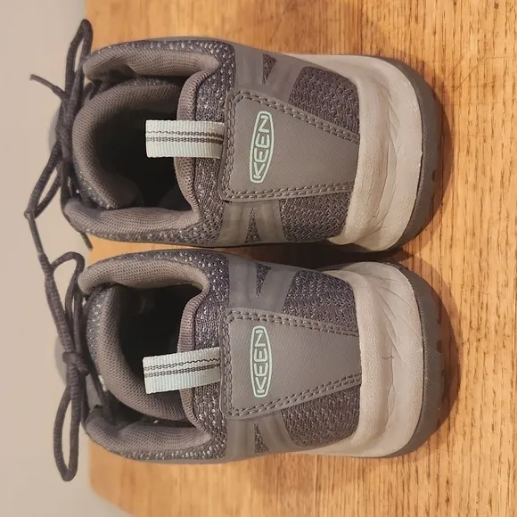 Keen Women’s Terradora II Waterproof Low Height Hiking Shoe Gray Size 8.5