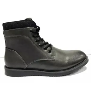 Kenneth Cole Men’s Russel 2.0 Gray Leather Boots, Size 11 M