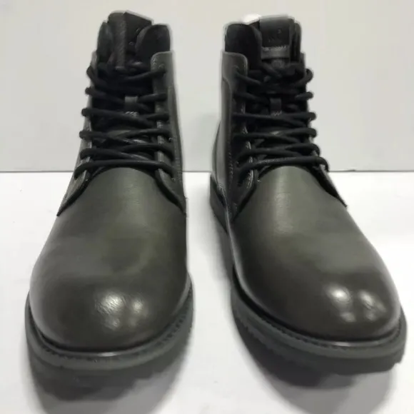 Kenneth Cole Men’s Russel 2.0 Gray Leather Boots, Size 11 M