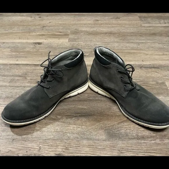 Kenneth Cole Gray Techno Chukka Men’s Boots Size 9