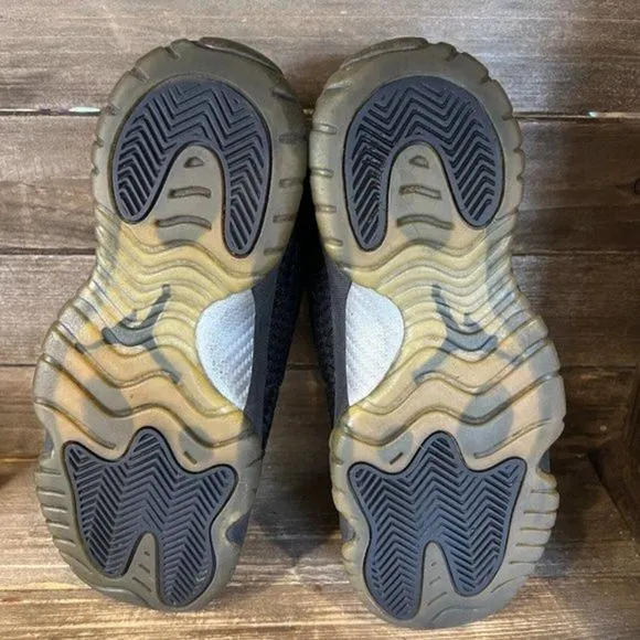 Kids Childrens Nike Jordan Future Low Gamma‎ Black Shoes Sneakers Size 5 Y GUC