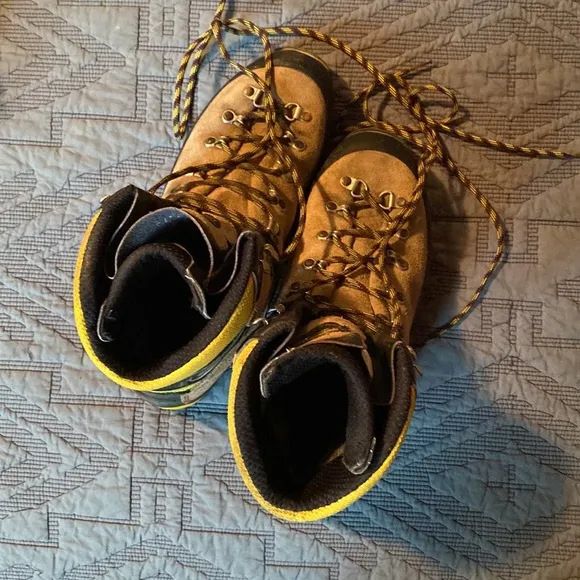 La Sportiva mountaineering boots - men’s size 43 / 10