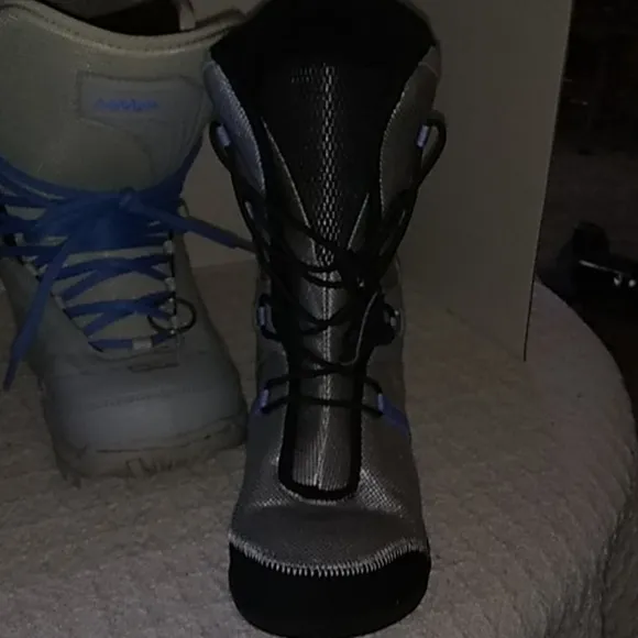 Lamar snow boarding boots