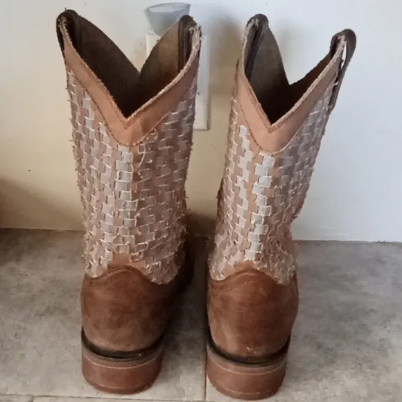 LAREDO boots 8.5 men