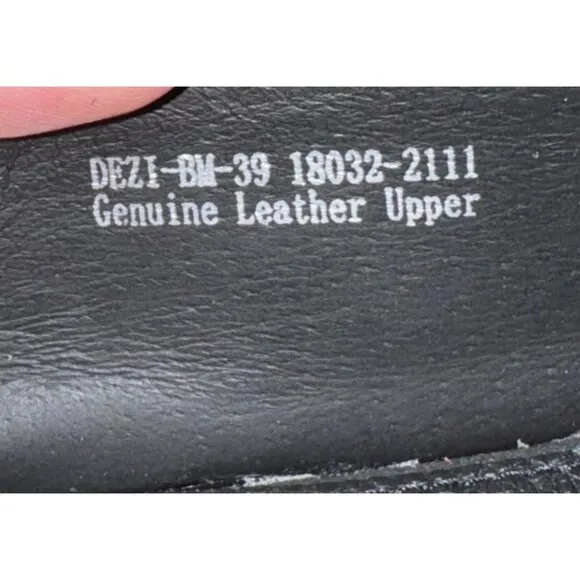 L'Artiste Dezi Womens Leather Casual Slip On Loafers Flats Size EU 39 US 8.5