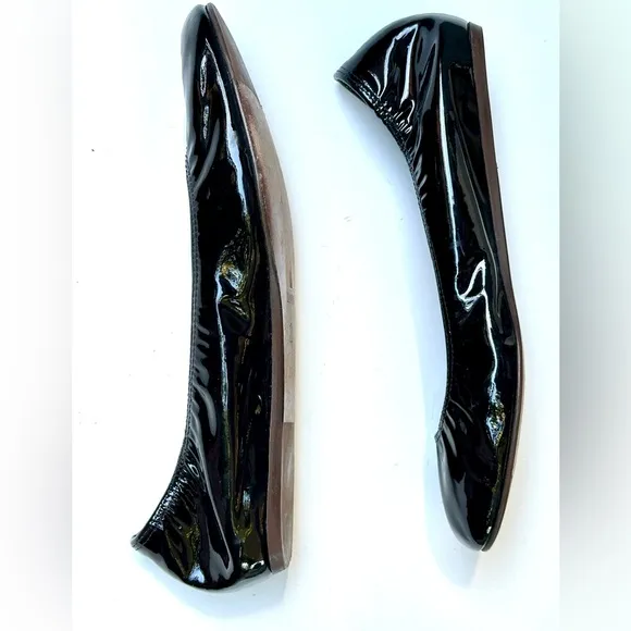 Like New Lanvin Black Patent Leather Ballerina Flats, size 37.5