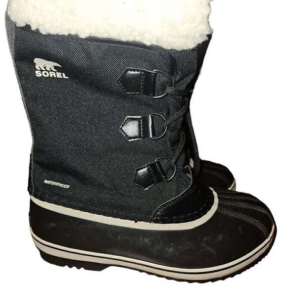 Like New Sorel Snow Boots Women’s Size 6 Black Waterproof