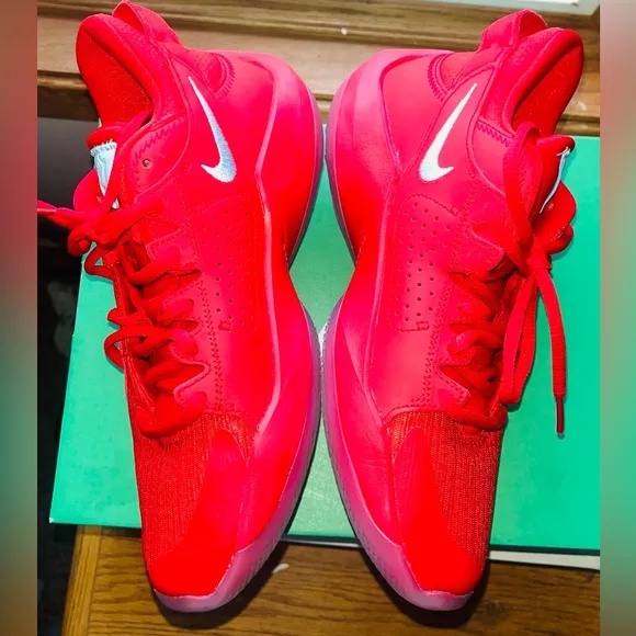 *LIKE-NEW*Nike ‘Zoom Freak 2’ (University Red), Youth Size 6 / Women’s Size 7.5.