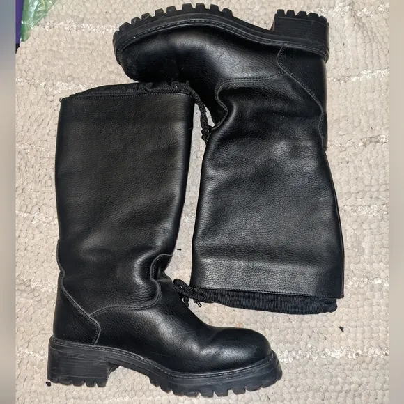 LL Bean black winter leather waterproof boots 8