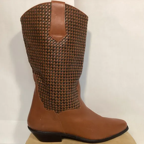 L.L. Bean Dingo Womens Braided Leather Boots size 10
