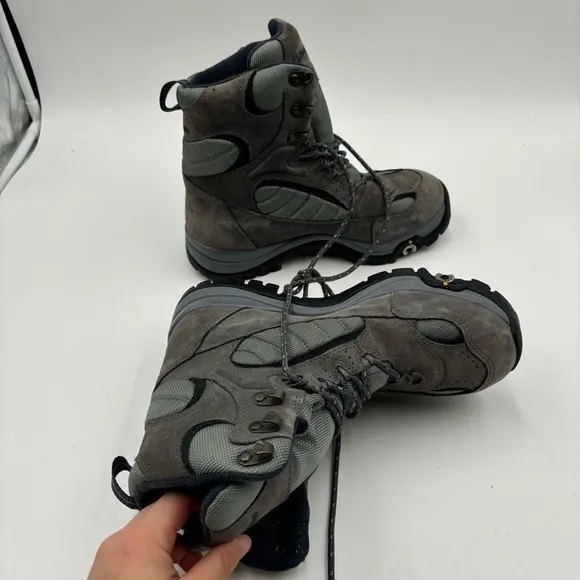 L.L. Bean Men’s 7 Winter Vibram 200 Gram Primaloft Snow Boots