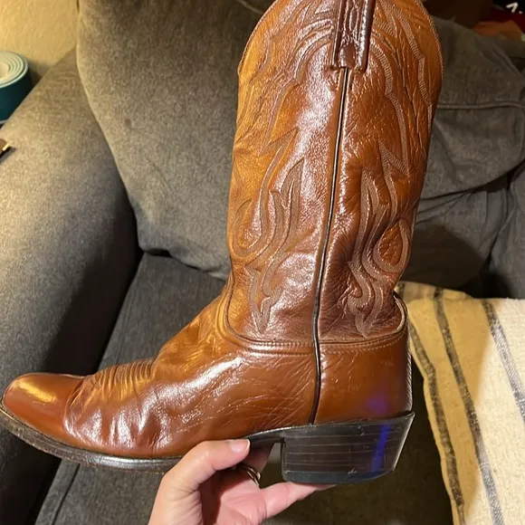 Lucchese men’s boots size 9 1/2 2E Cognac colorWestern, cowboy, rodeo