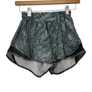 Lululemon Hotty Hot Low-Rise Lined Short Size 2 Tall Dimensional Icing‎ Blue