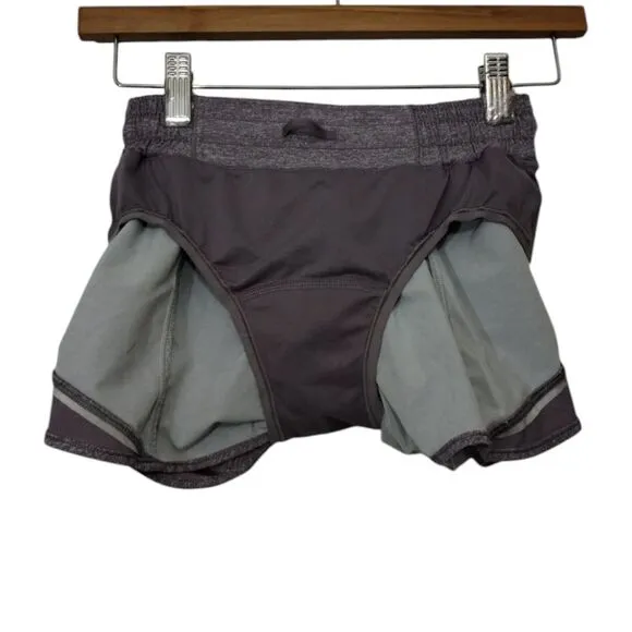 Lululemon Hotty Hot Low-Rise Lined Short Size 2 Tall Dimensional Icing‎ Blue