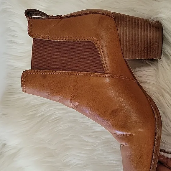 Madewell The Regan boot in brown leather  pull-on, block heel  Women’s Size 7