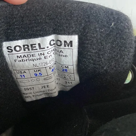 Men’s black Sorel boots SZ 11