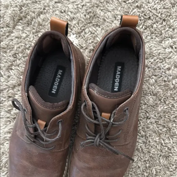 Men's Brown Leather Chukka Boots