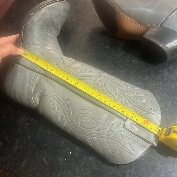 Men’s Gray Cowboy Boots