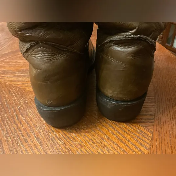 Men’s Justin Quality Western Style Brown Genuine Leather Boots!
