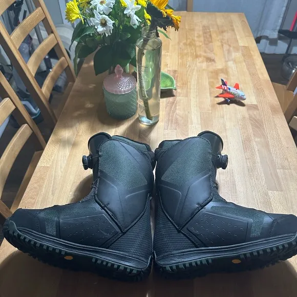 Men’s K2 Black Lasso Pro Snowboard Boots Size 9