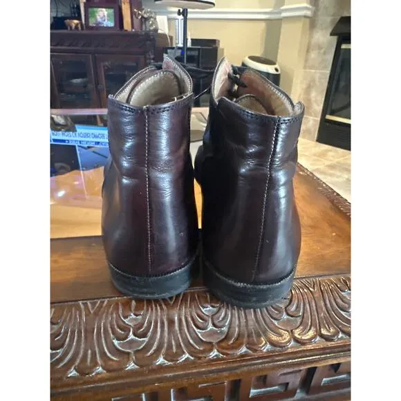 Men’s Lorenzo Banfi Italian Leather Boots. Size 9