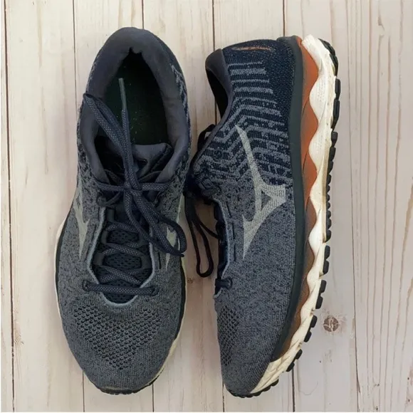Men’s Mizuno Wave Sky Waveknit 3 Running Shoes