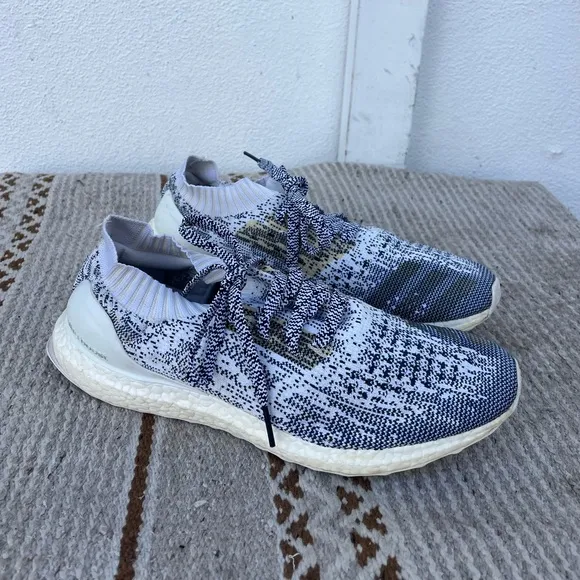 Men's Rare Adidas Ultra Boost Uncaged &quot;Non Dyed White Oreo&quot; Shoes (10.5 US)