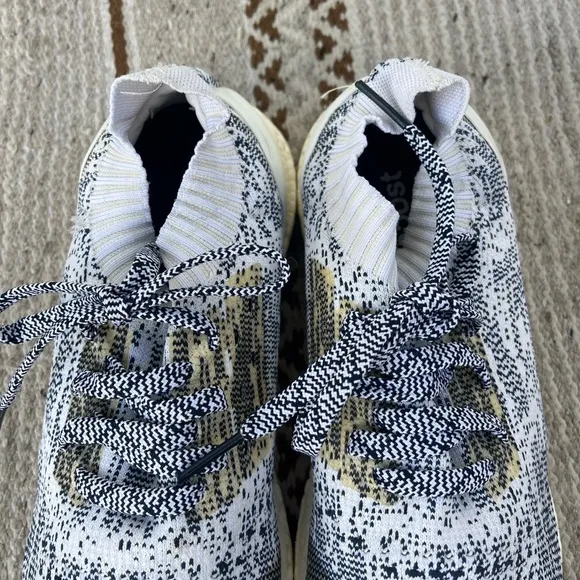 Men's Rare Adidas Ultra Boost Uncaged &quot;Non Dyed White Oreo&quot; Shoes (10.5 US)