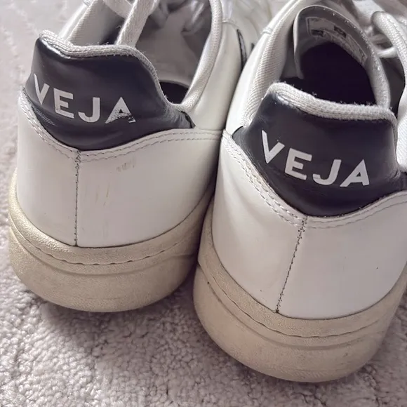 Mens Veja Shoes Black &amp; White 10 43
