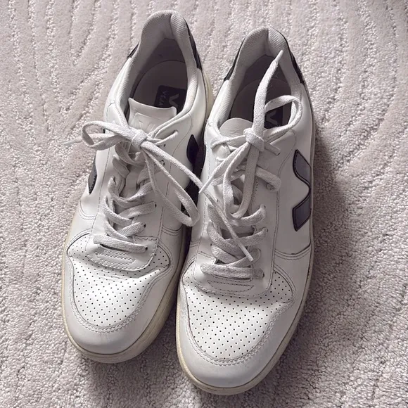 Mens Veja Shoes Black &amp; White 10 43