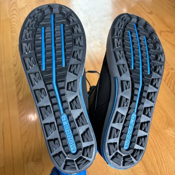 MERRELL BOOTS SNOW BANK WATERPROOF black blue Winter  Warm Youth Boys SIZE 6 6M