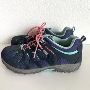 Merrell Chameleon Leather Athletic Hiking Shoes Purple and Blue.  Size 5