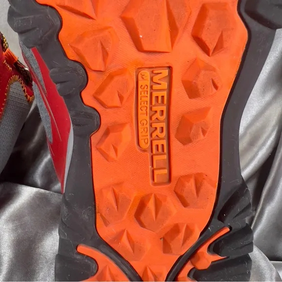 Merrell Men’s Capra Bolt Mid Waterproof Hiking Boots Bright Red Gray J35367 Sz 7