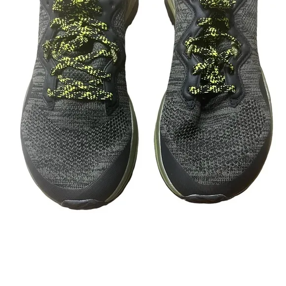 MERRELL Men’s MAG-9 Running Shoes in Olive Size 8.5 — Very Gently Worn