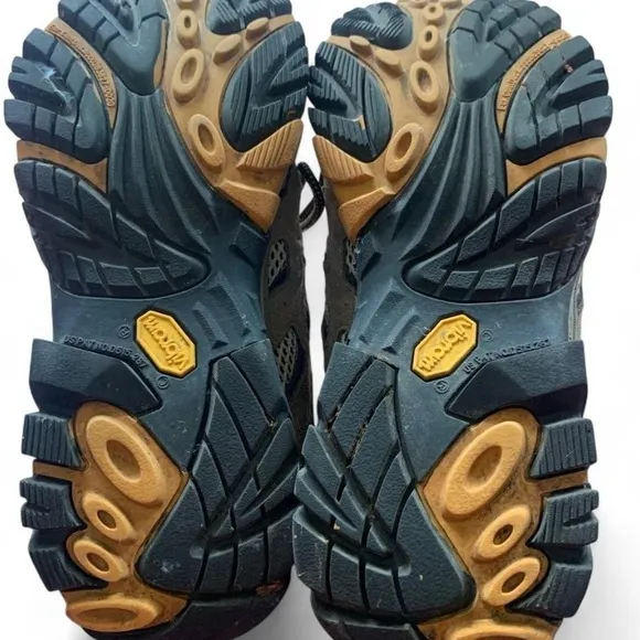 Merrell Moab walnut waterproof  Outdoor hiking boots men size 8.5 shoes