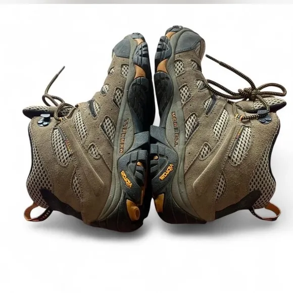 Merrell Moab walnut waterproof  Outdoor hiking boots men size 8.5 shoes