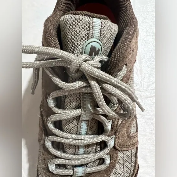 Merrell women’s Chameleon Arc II Stretch hiking shoes, size US 9 REDUCED ❗️
