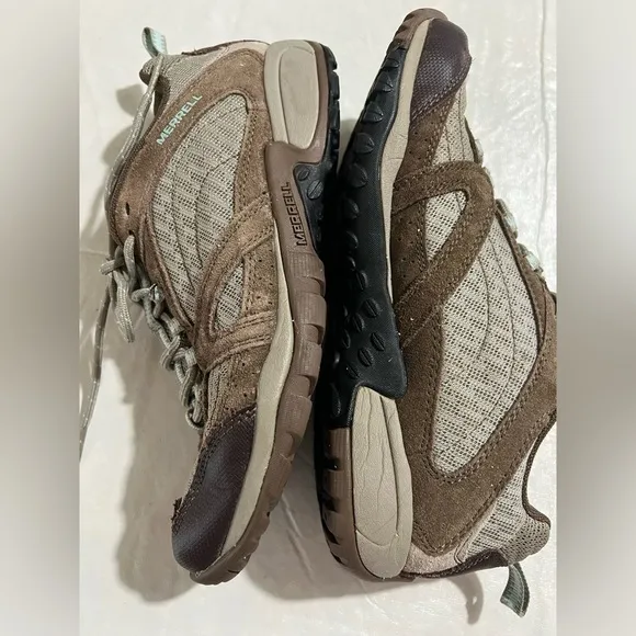Merrell women’s Chameleon Arc II Stretch hiking shoes, size US 9 REDUCED ❗️