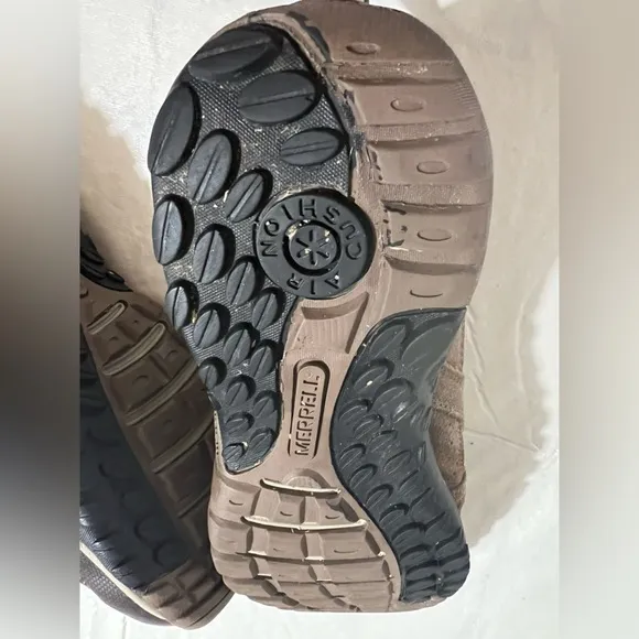 Merrell women’s Chameleon Arc II Stretch hiking shoes, size US 9 REDUCED ❗️