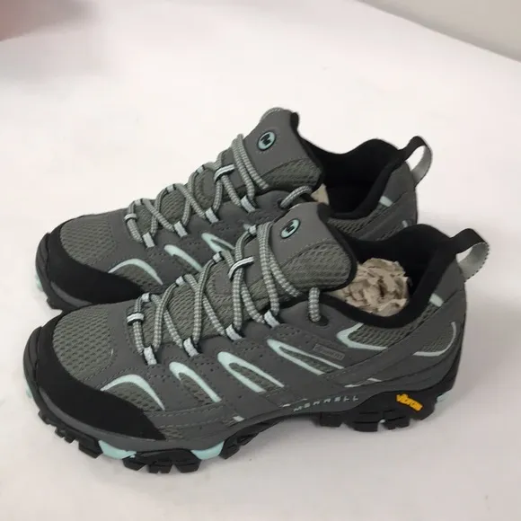 Merrell Womens Moab 2 Gtx Hiking Shoe size 7.5 US