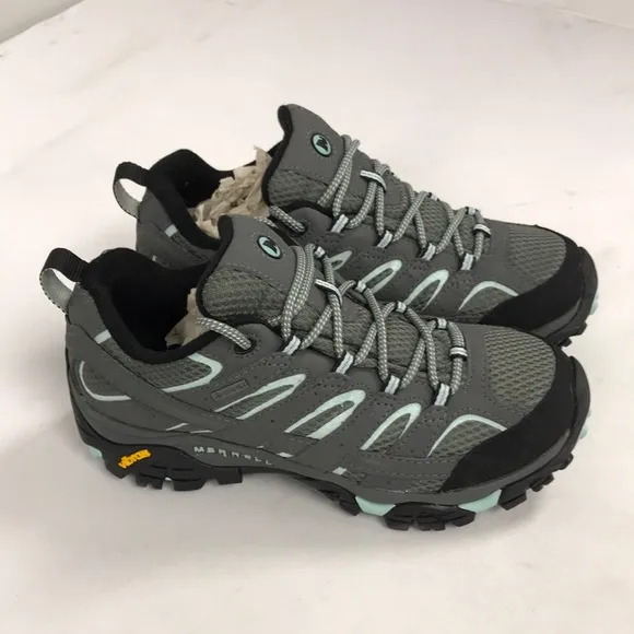 Merrell Womens Moab 2 Gtx Hiking Shoe size 7.5 US