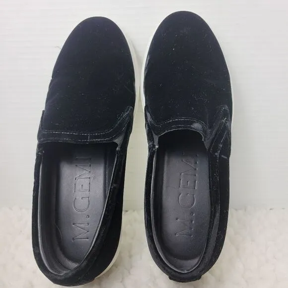 M. Gemi The Cerchio Velvet Womens Slip On Size 8.5 Black Sneakers Shoes