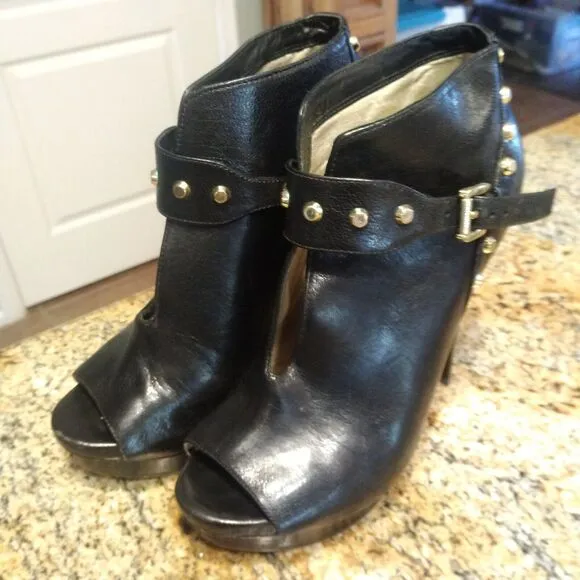 MICHAEL KORS Ailee Studded Black Platform Leather Open Toe Heels Shoes 7.5