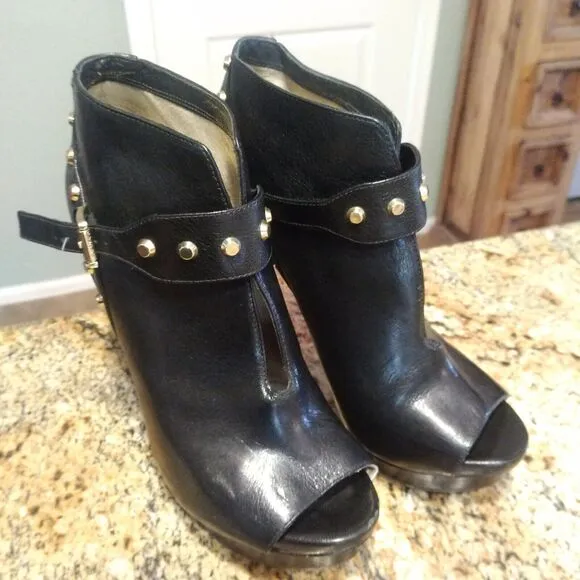 MICHAEL KORS Ailee Studded Black Platform Leather Open Toe Heels Shoes 7.5