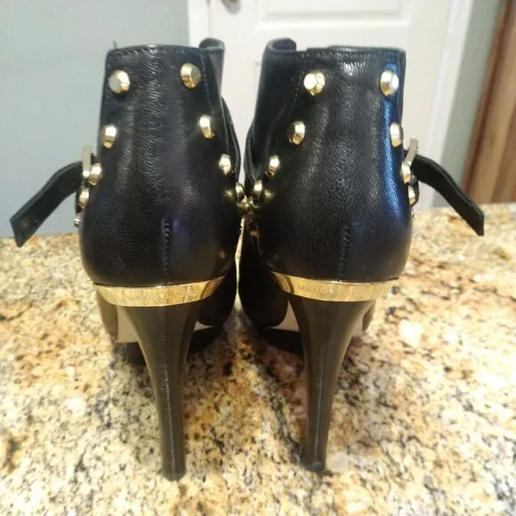 MICHAEL KORS Ailee Studded Black Platform Leather Open Toe Heels Shoes 7.5