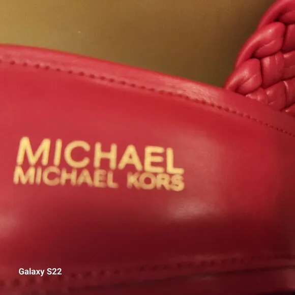 Michael Kors &quot;Amelia&quot; Rubin Red Heeled sandals. NIB. Size 7