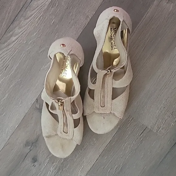 Michael Kors Berkley Wedge Shoes Size 9.5 Womens