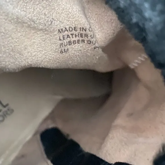 Michael Kors Boots Women - SZ 6