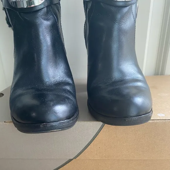 Michael Kors Boots Women - SZ 6