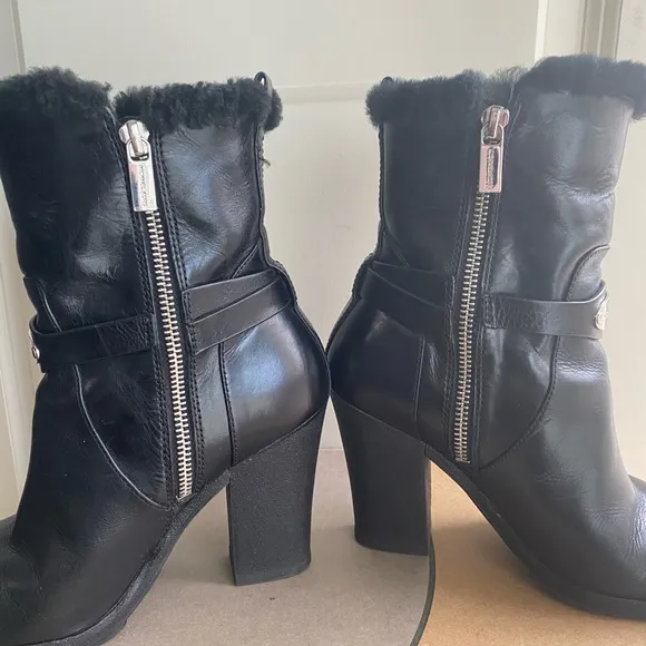 Michael Kors Boots Women - SZ 6
